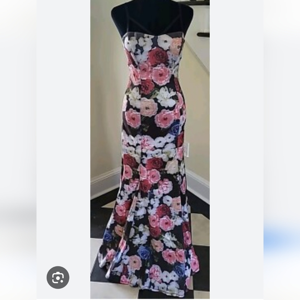 Floral Maxi Dress with Pink and White Flowers